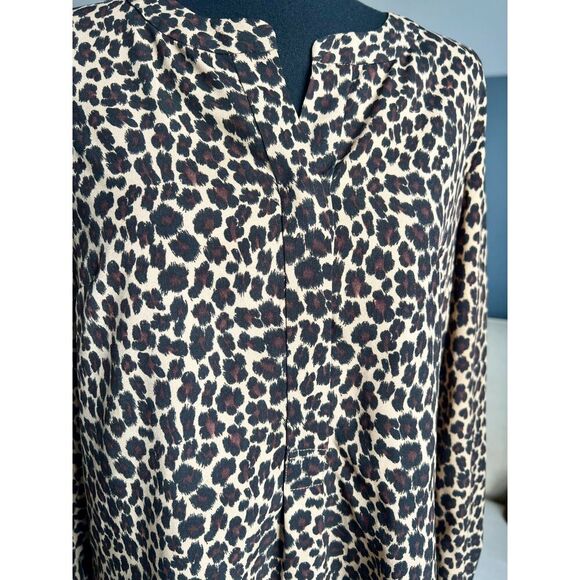 Talbots Popover Leopard/ Animal Print Blouse in S - Picture 3 of 7